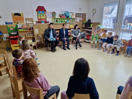 Kocerodko po ravenskih šolah in vrtcih (20)